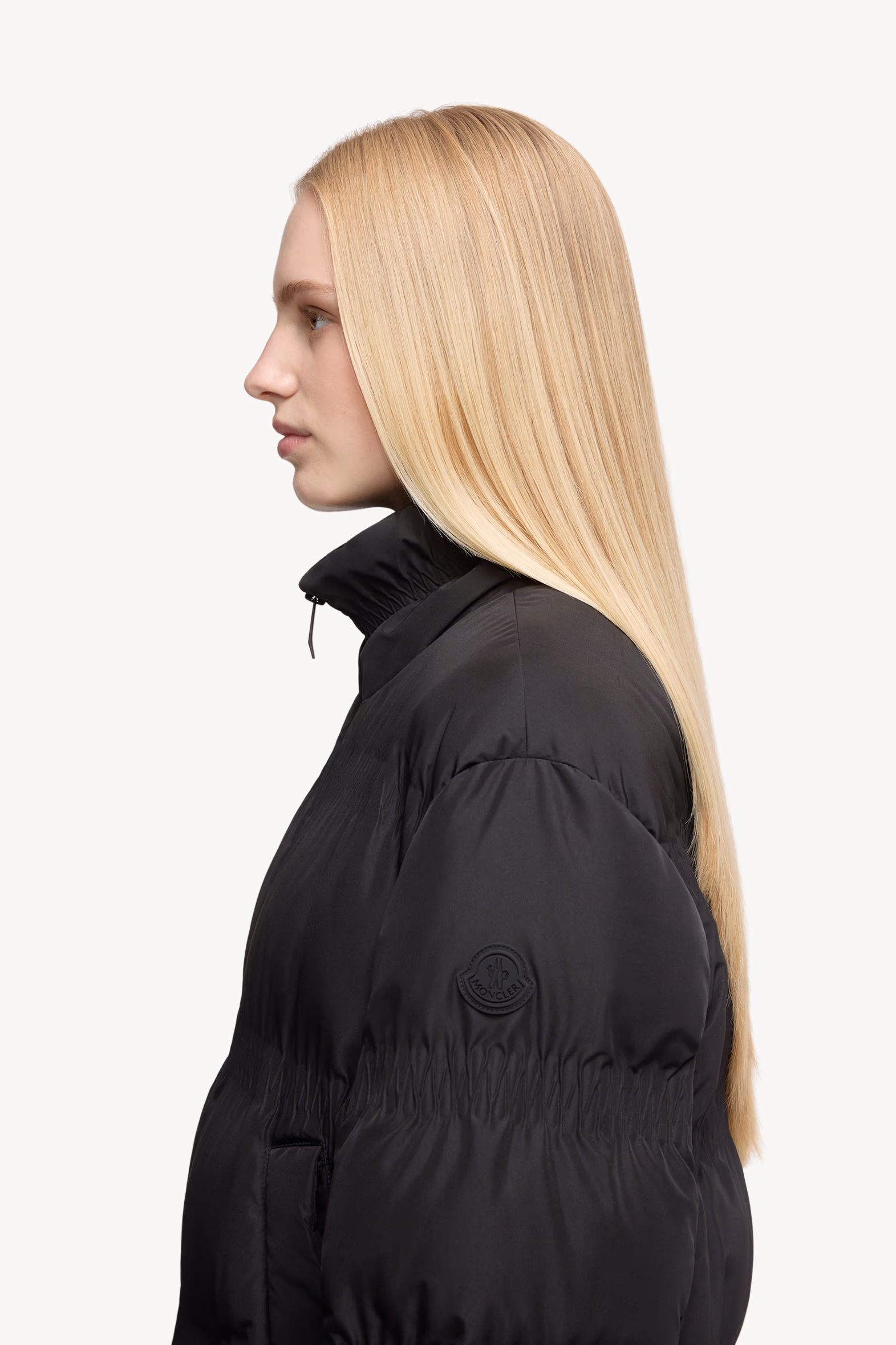 Ravignan Gather-Quilted Short Down Jacket Women Black Moncler 4